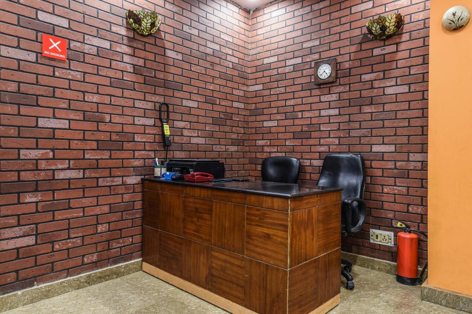 Hotel Dream Palace Laxmi Nagar Нью-Дели Экстерьер фото